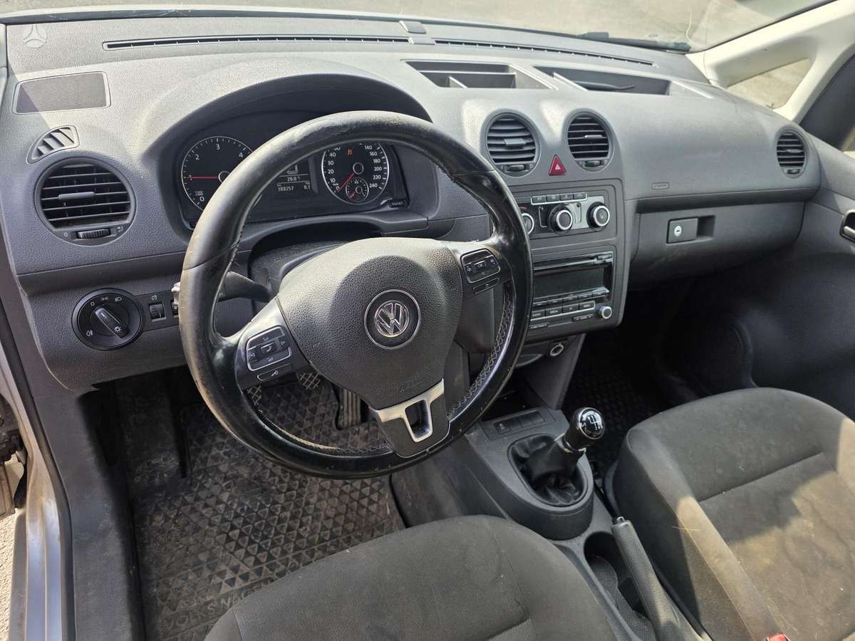 Volkswagen Caddy - 11