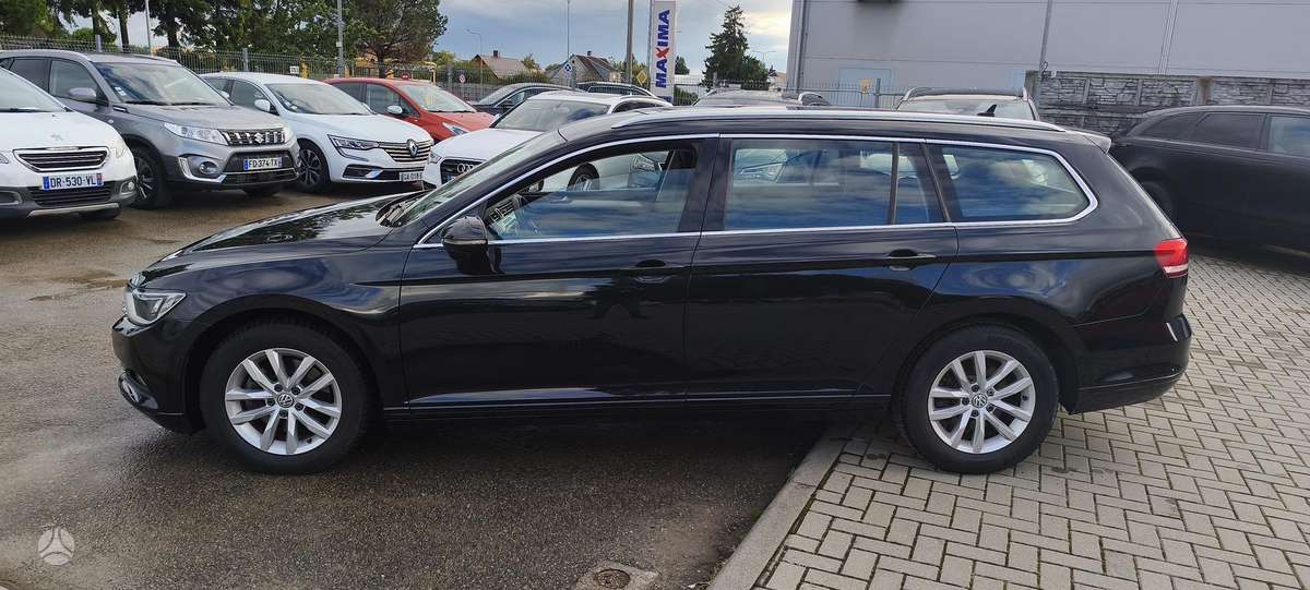Volkswagen Passat - 6