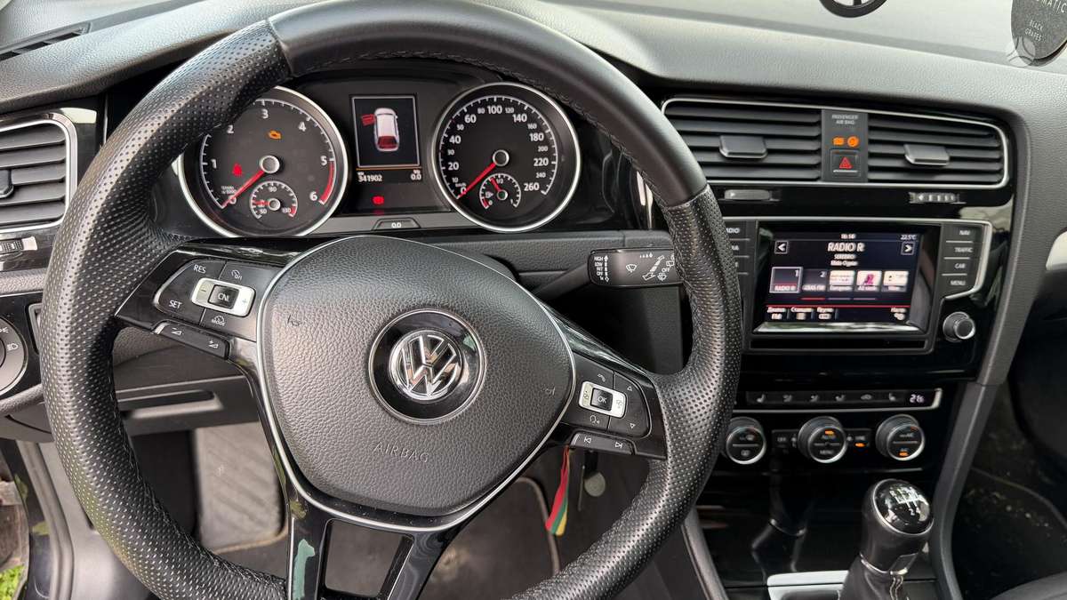 Volkswagen Golf 2014 — photo 9