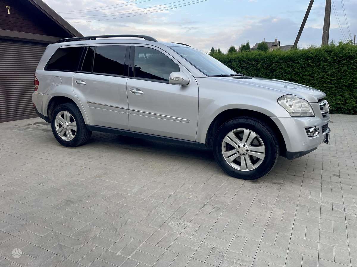 Mercedes-Benz GL320 - 6