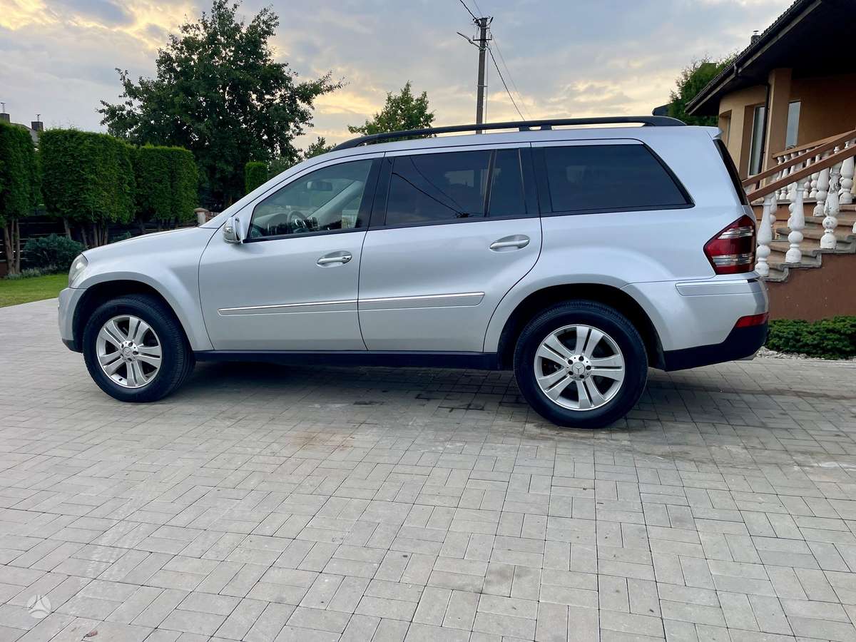 Mercedes-Benz GL320 - 8
