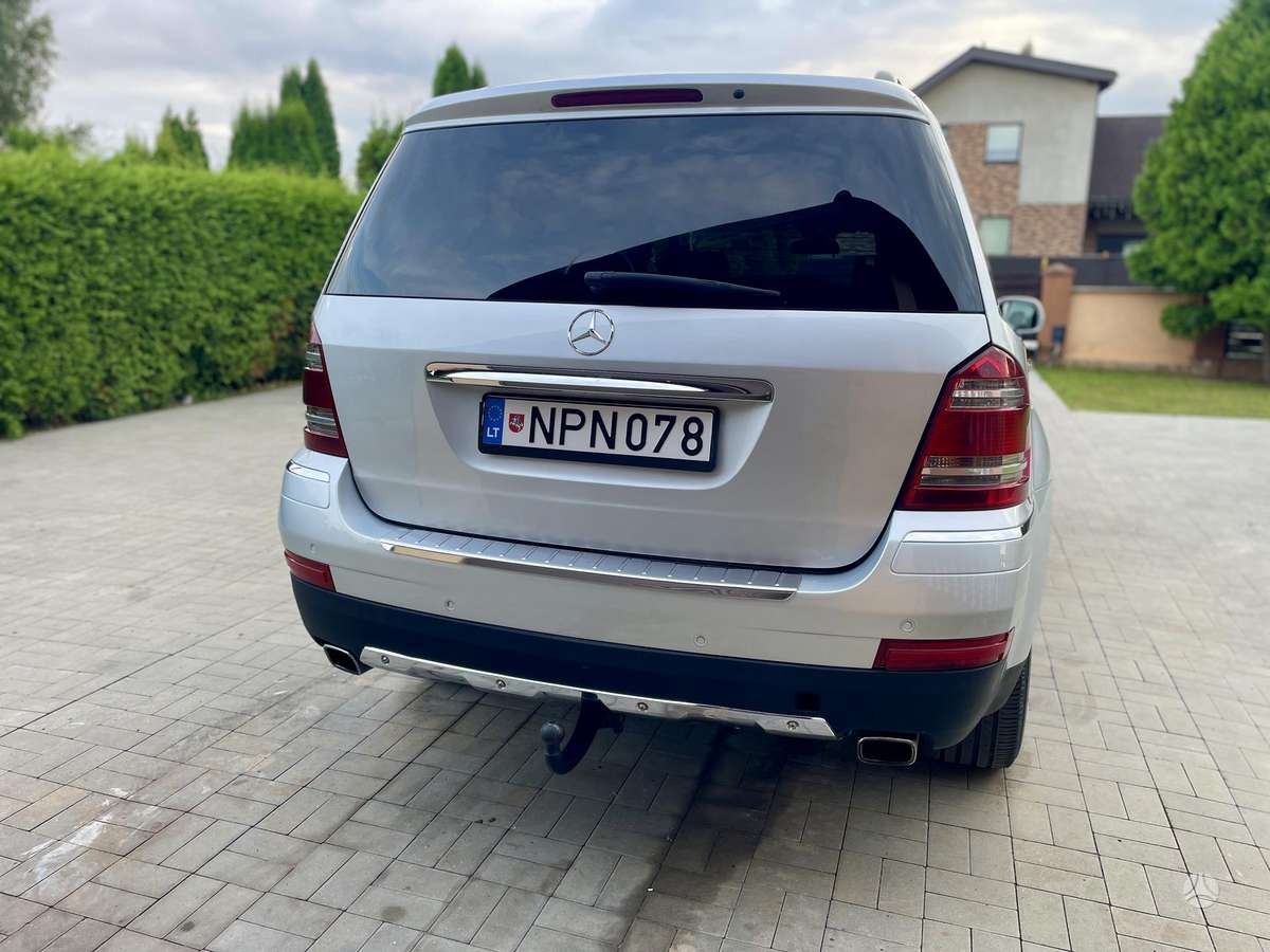 Mercedes-Benz GL320 - 9