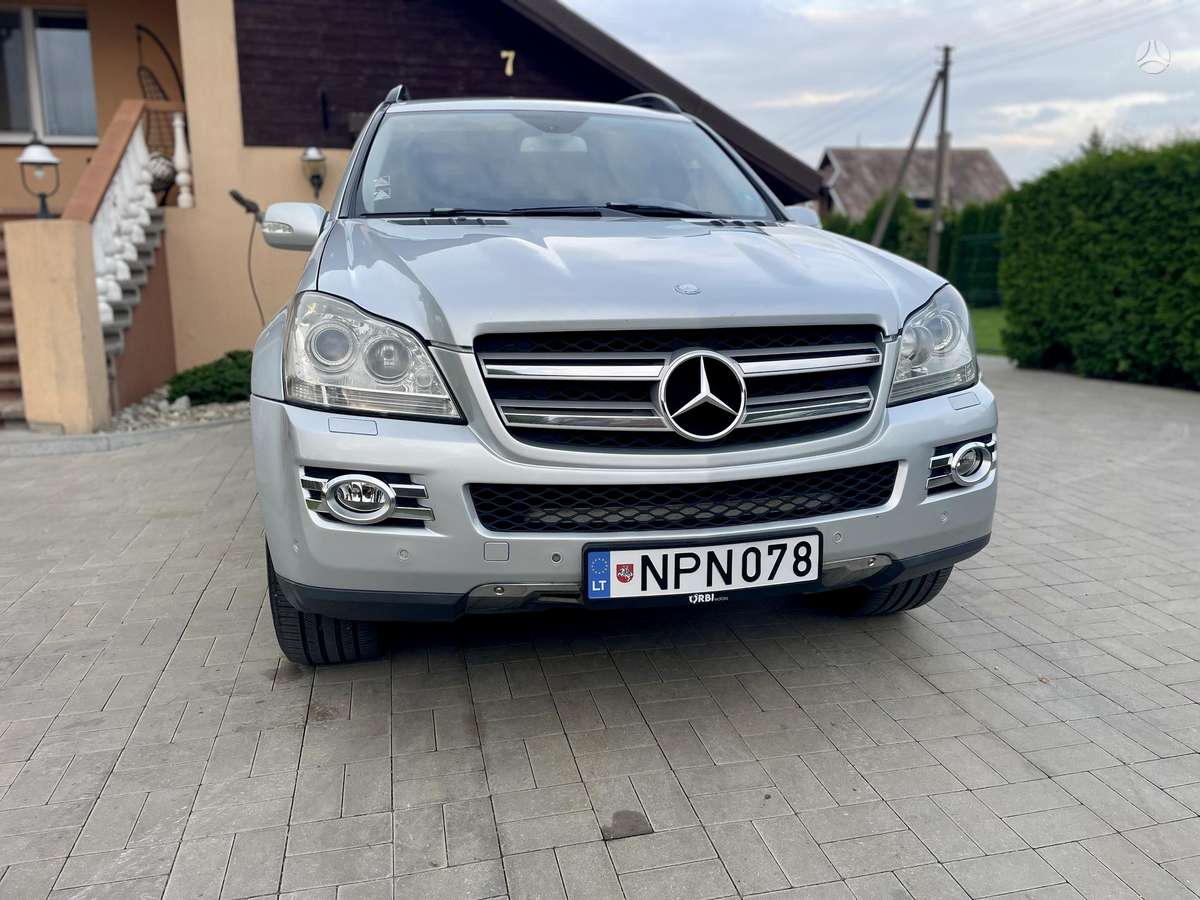 Mercedes-Benz GL320 - 10