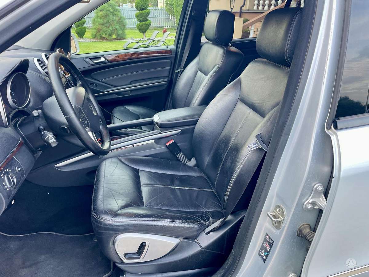 Mercedes-Benz GL320 - 11