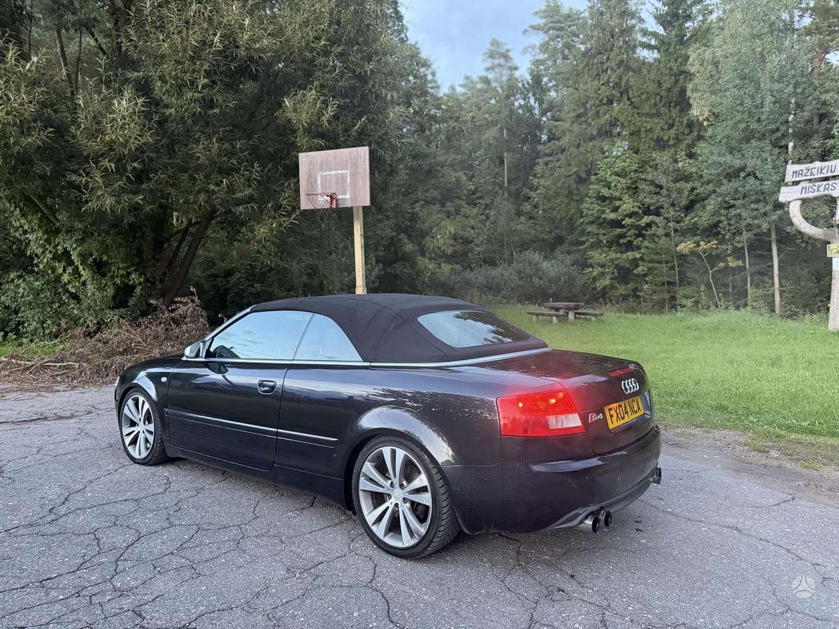 Audi S4 - 5
