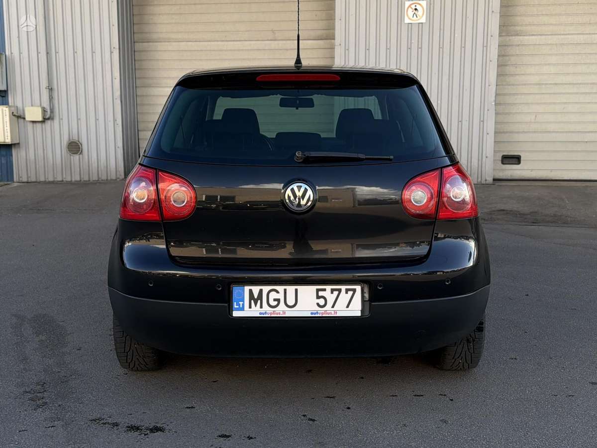 Volkswagen Golf - 4