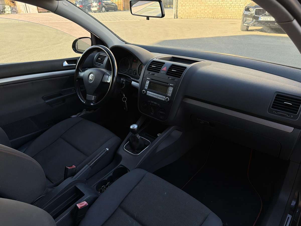 Volkswagen Golf - 7