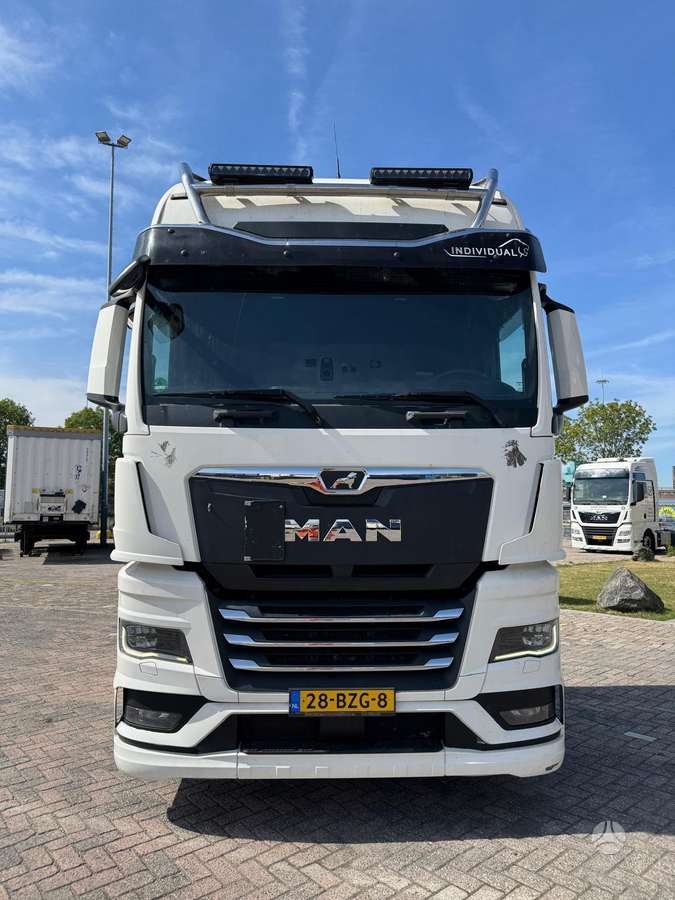MAN TGX 510, 2 спальных места