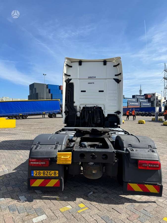 MAN TGX 510, double sleeper