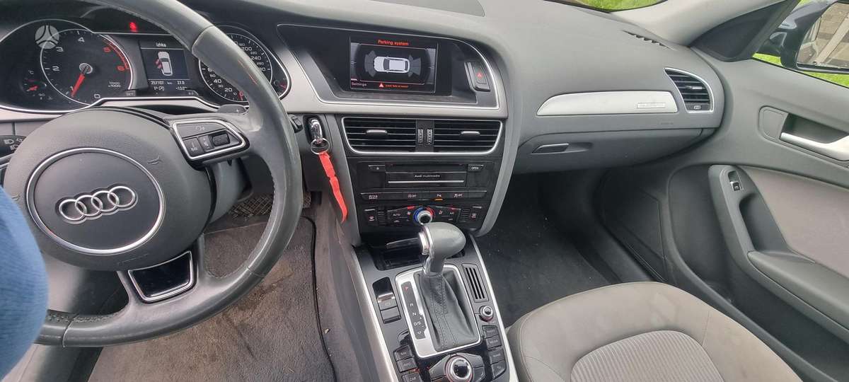 Audi A4, 2.0 l., Универсал