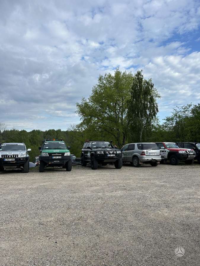 Toyota Land Cruiser - 8