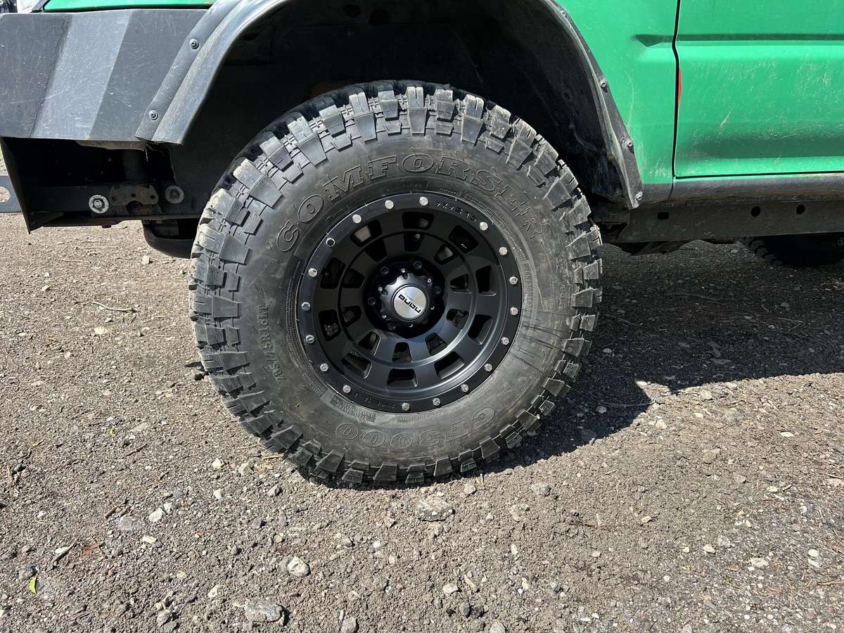 Toyota Land Cruiser - 10
