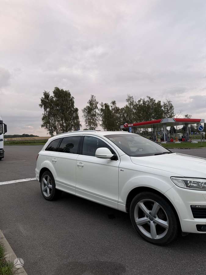Audi Q7 - 4