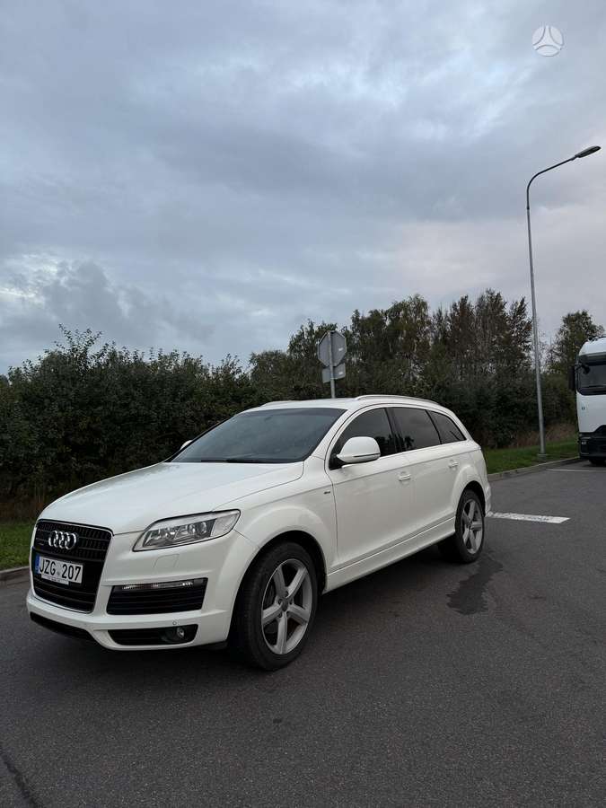 Audi Q7 - 6