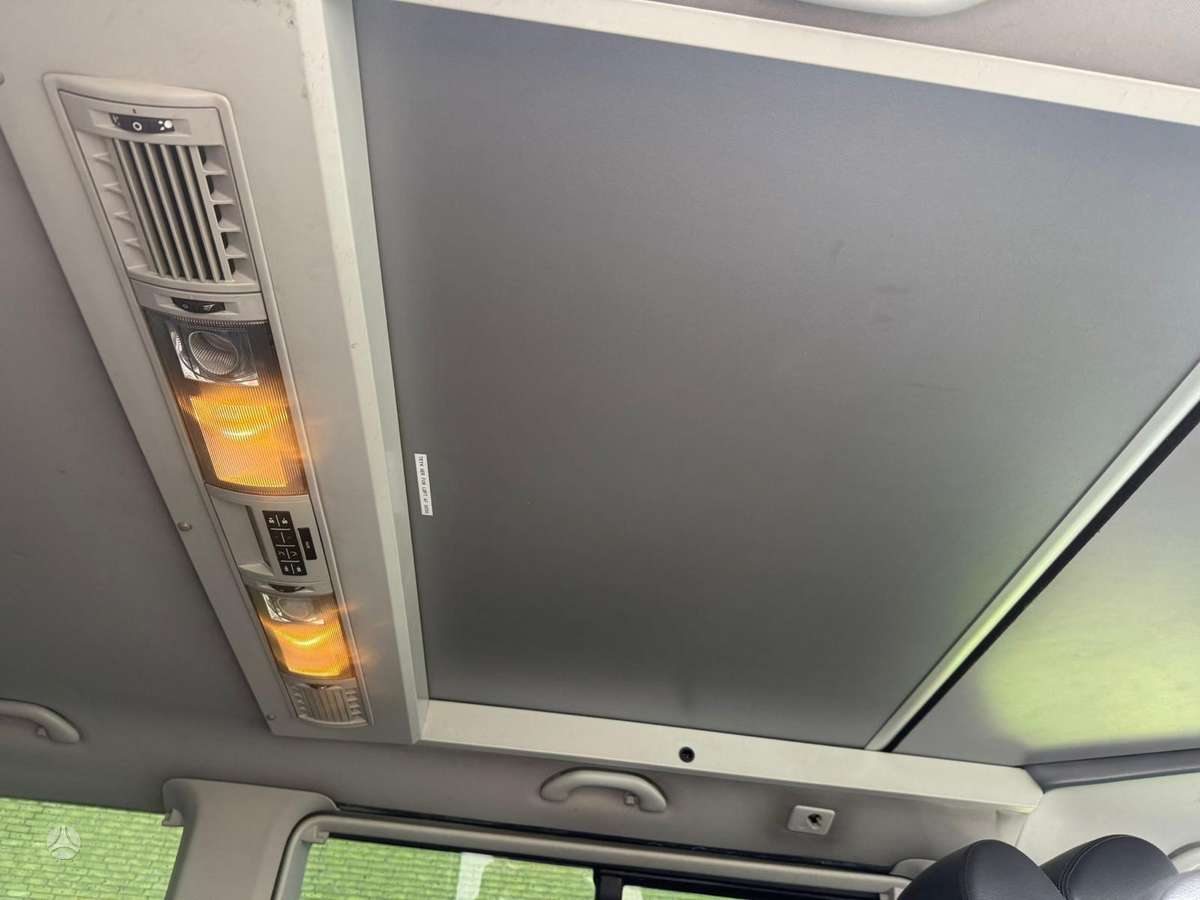 Volkswagen Multivan - 6