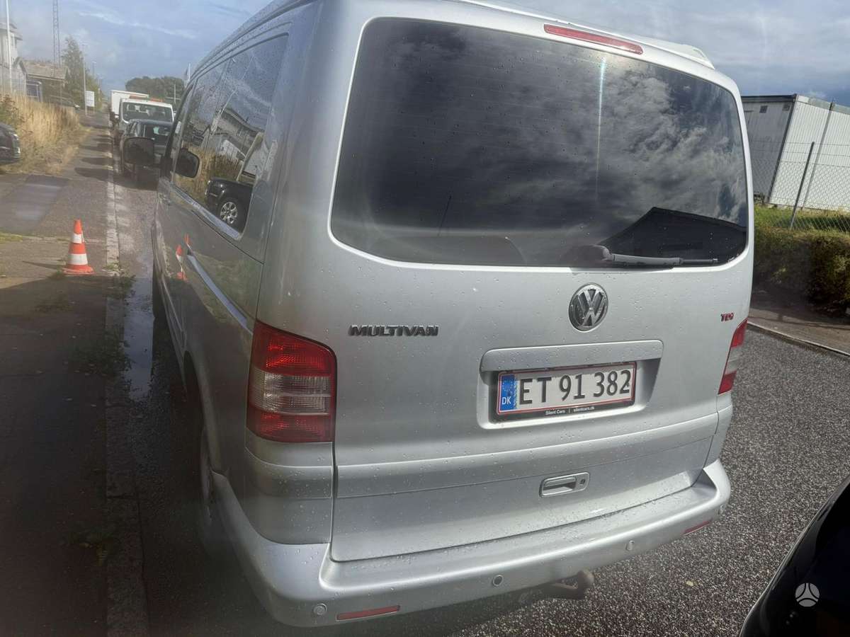 Volkswagen Multivan - 3