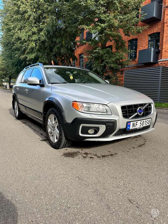 Volvo V70 - 1