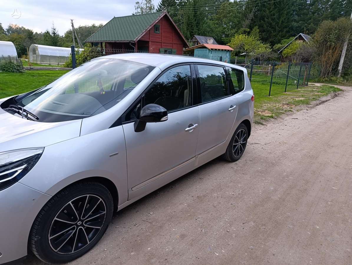 Renault Grand Scenic - 4
