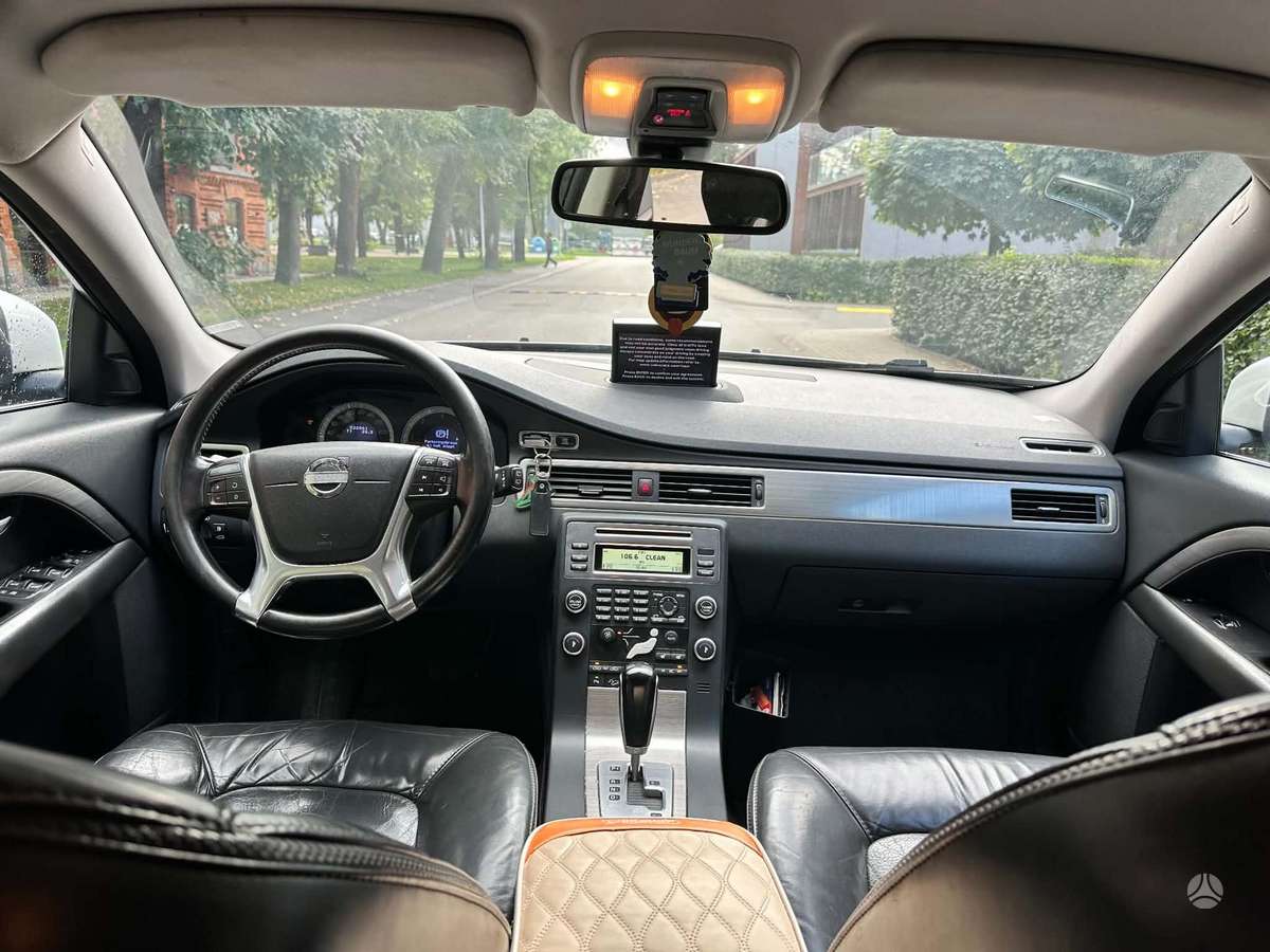 Volvo V70 - 10