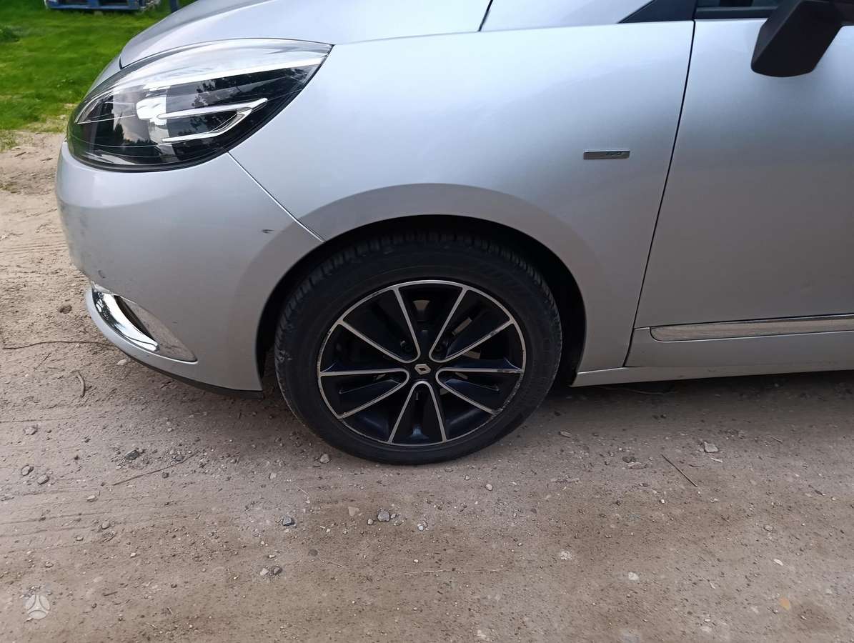 Renault Grand Scenic - 5
