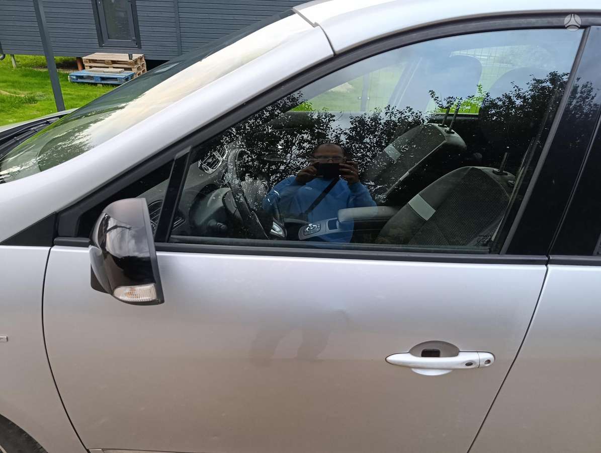 Renault Grand Scenic - 6
