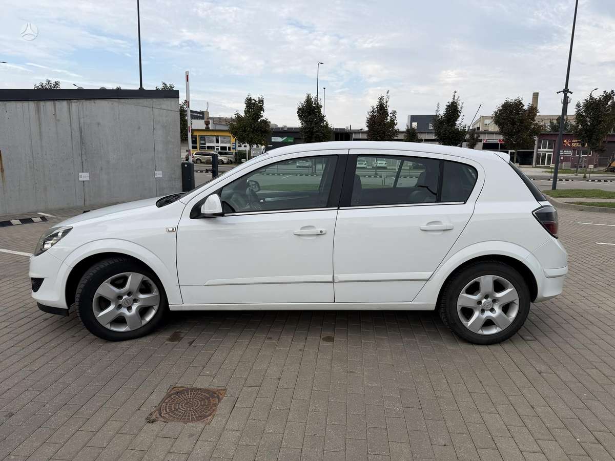 Opel Astra - 9