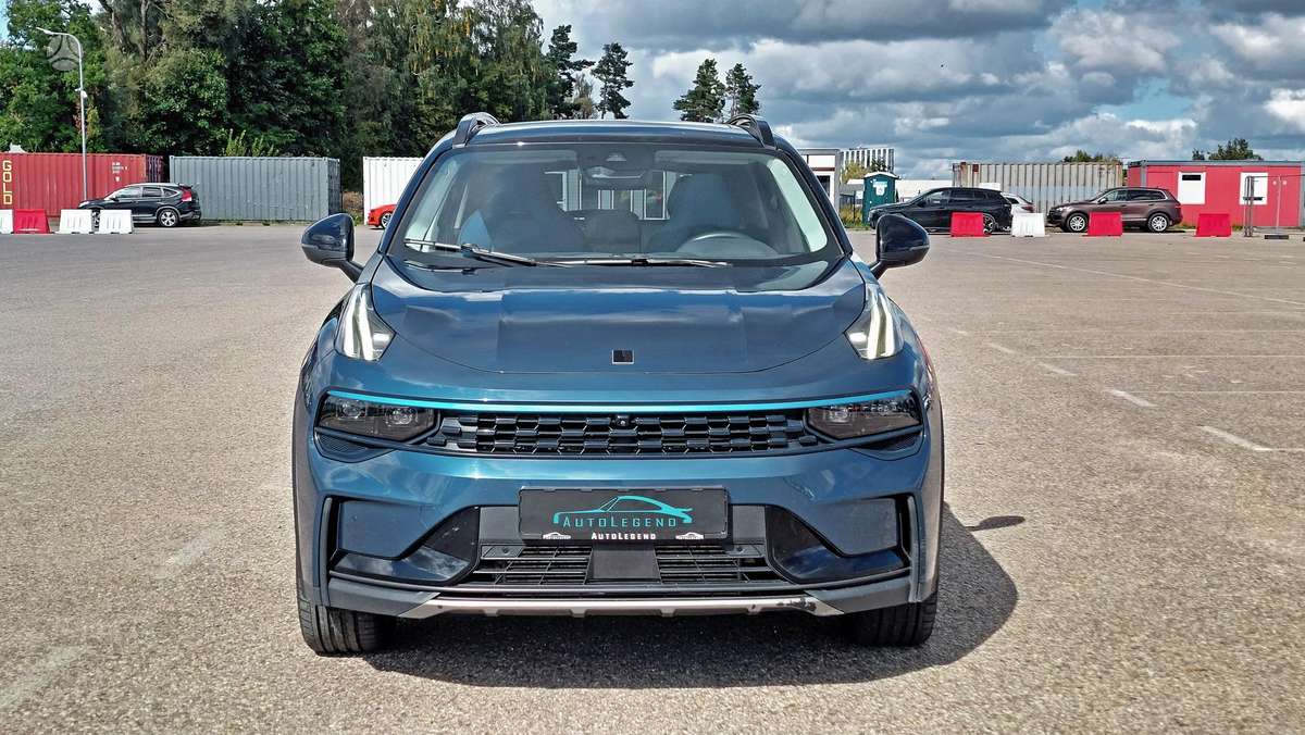 Lynk & Co 01 - 7