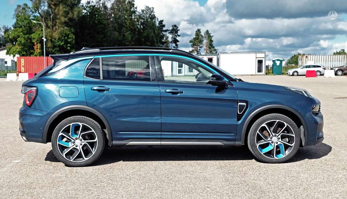 Lynk & Co 01 - 9
