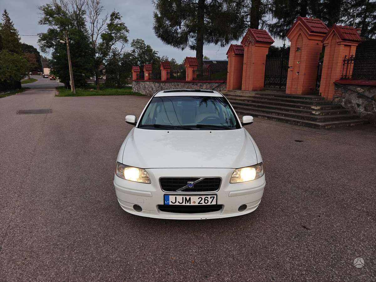 Volvo S60 - 3