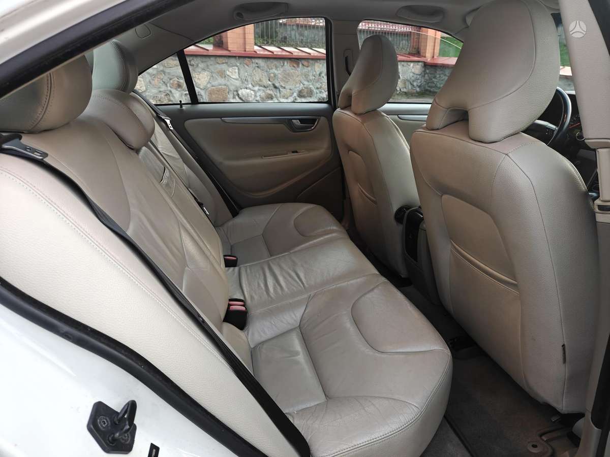 Volvo S60 - 11