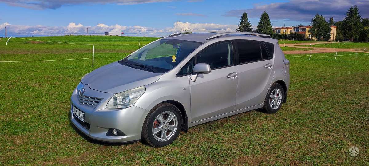 Toyota Verso - 3