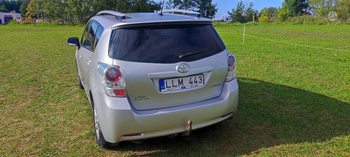 Toyota Verso - 4