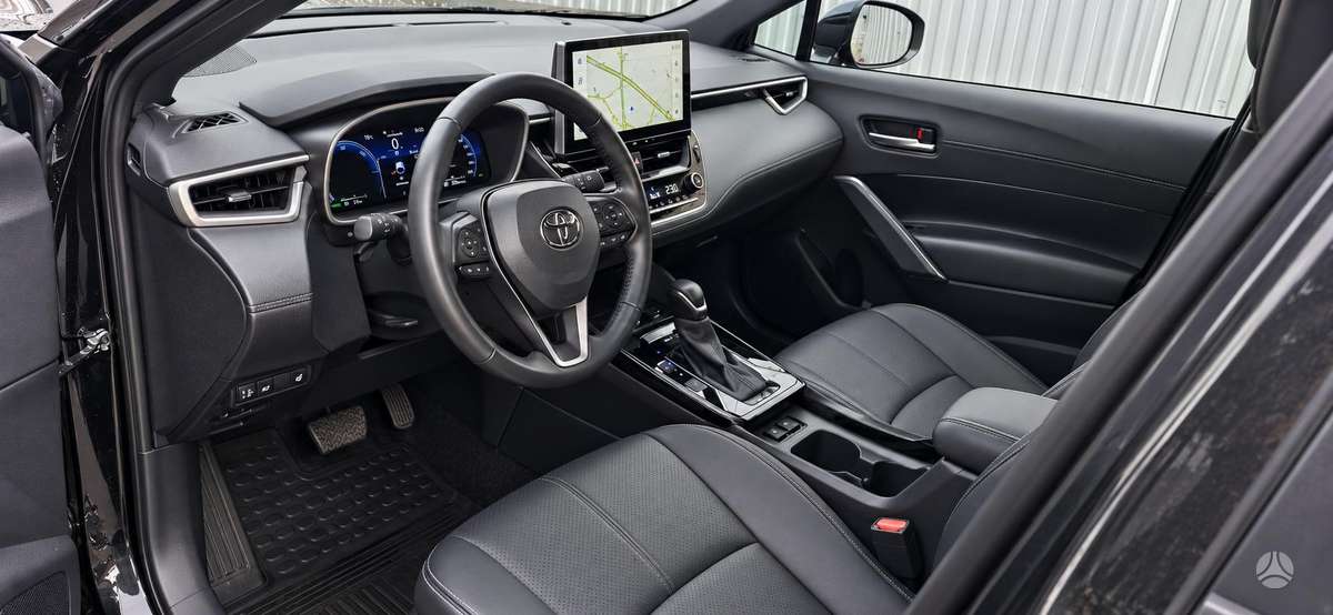 Toyota Corolla Cross - 9