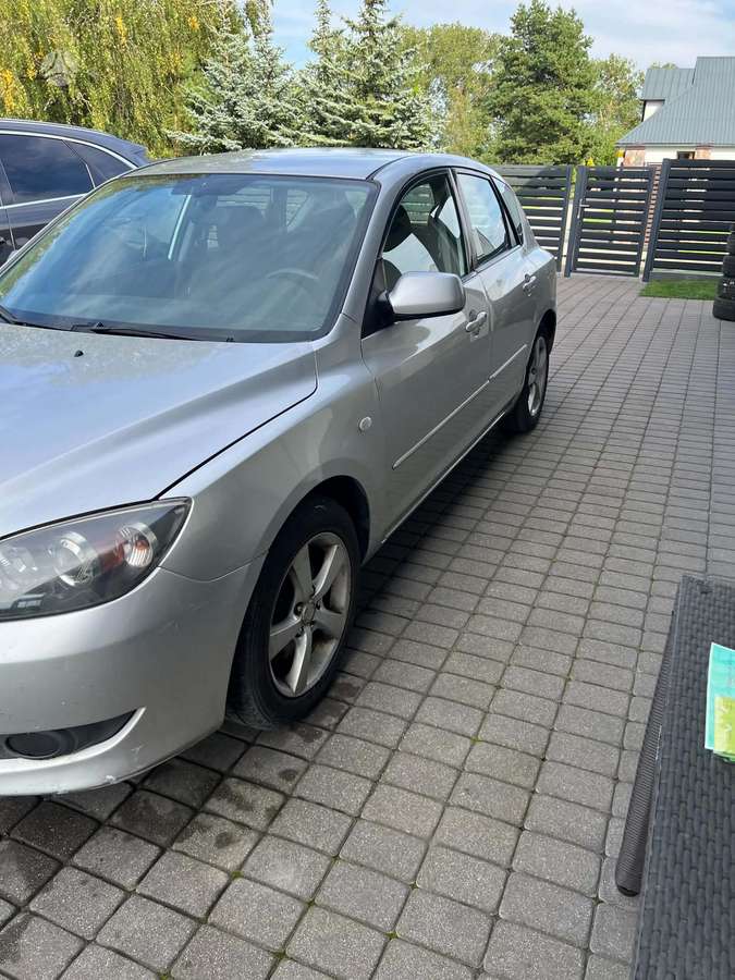 Mazda 3 - 4