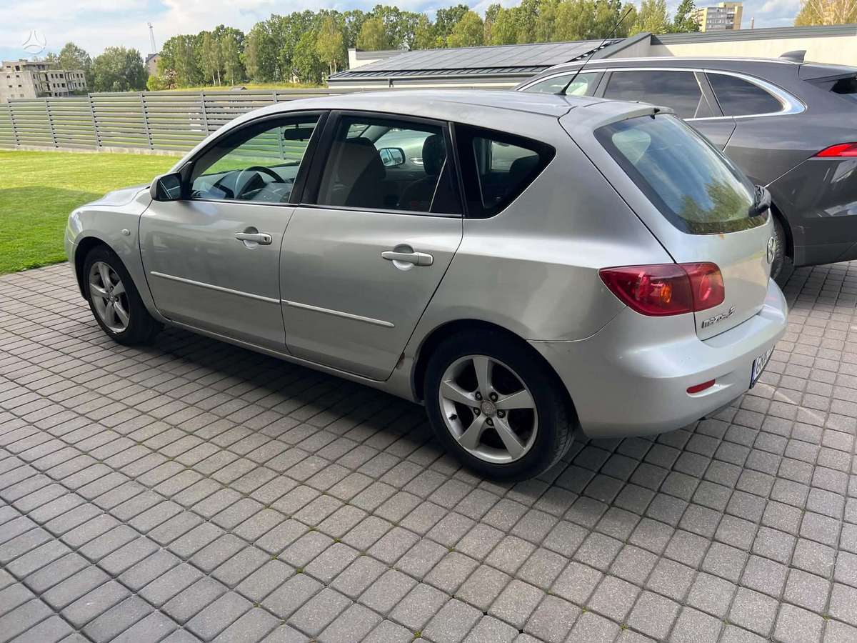Mazda 3 - 1