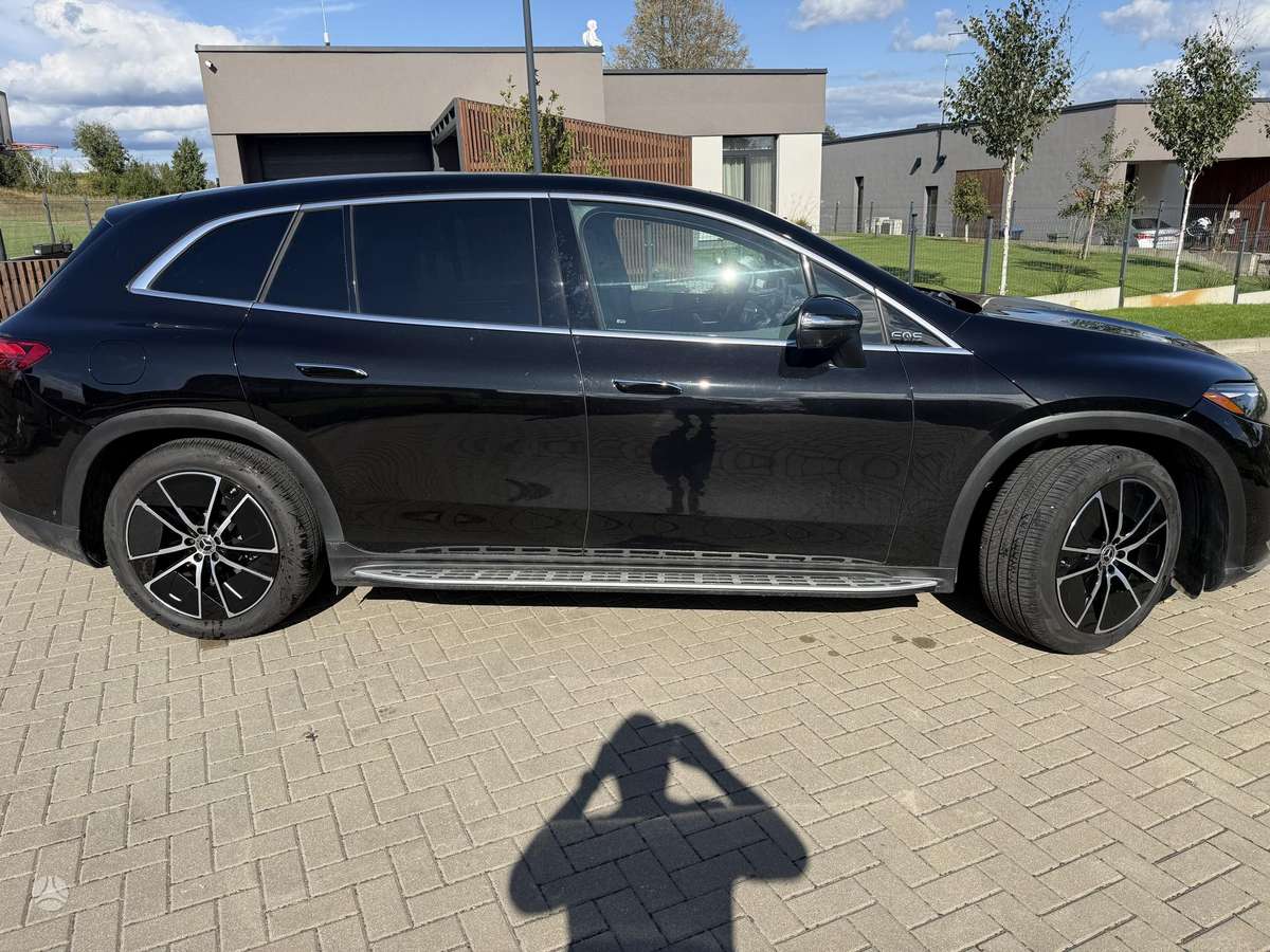 Mercedes-Benz EQS - 12