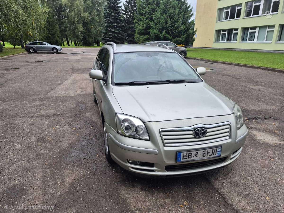 Toyota Avensis - 1