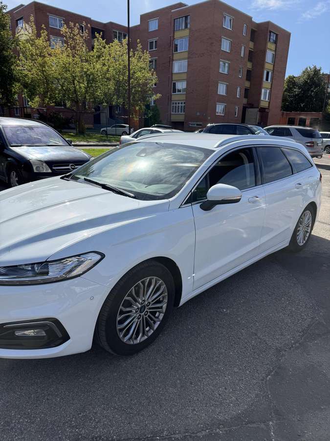 Ford Mondeo - 4