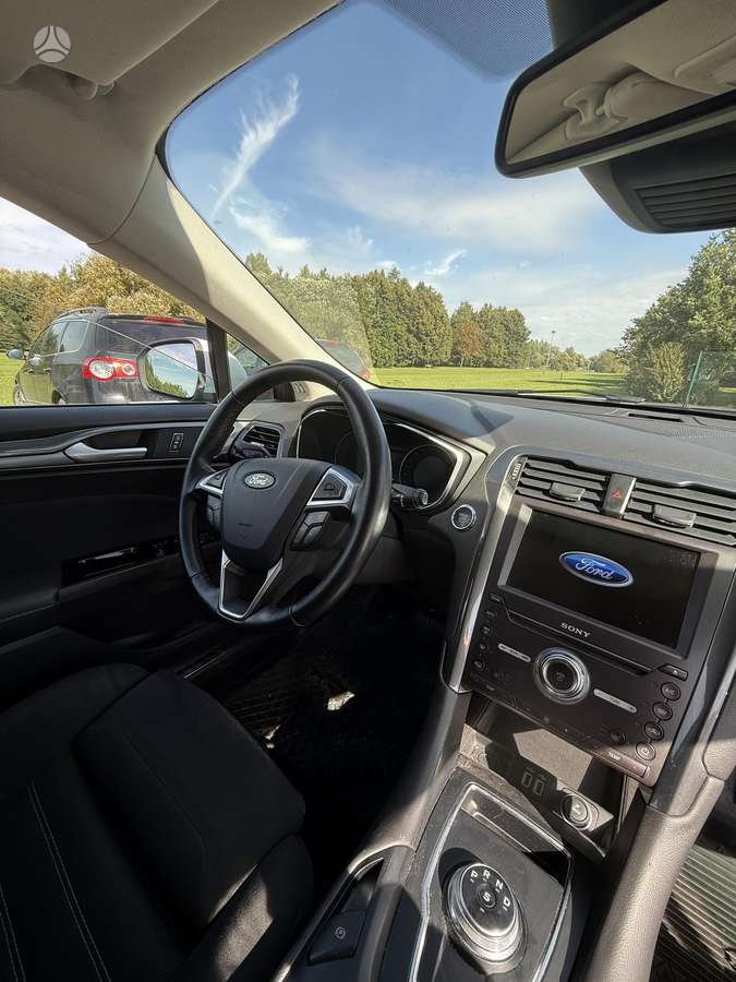 Ford Mondeo - 8