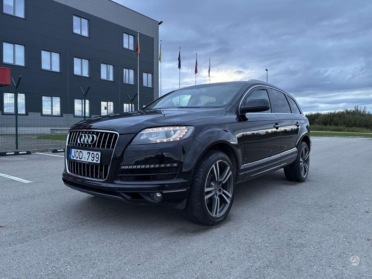 Audi Q7 - 1