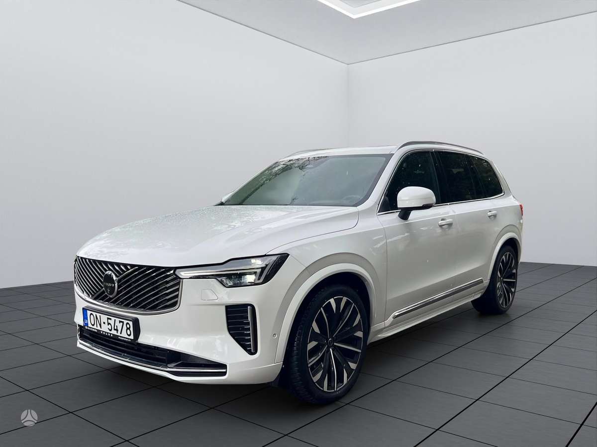 Volvo XC90 - 1