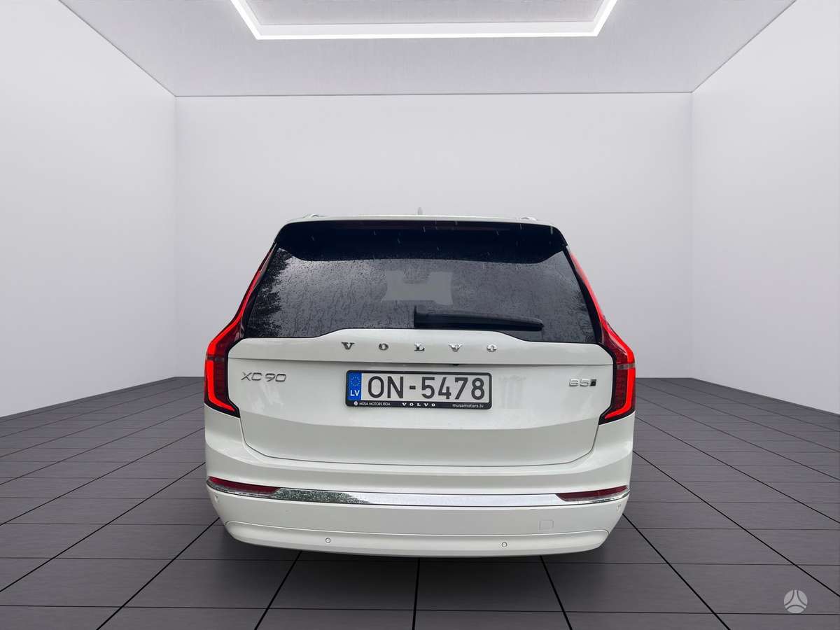 Volvo XC90 - 6