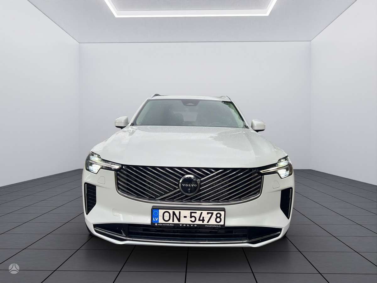 Volvo XC90 - 5
