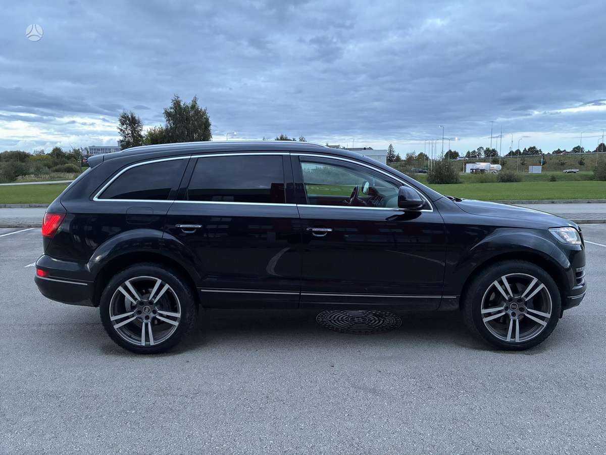 Audi Q7 - 4