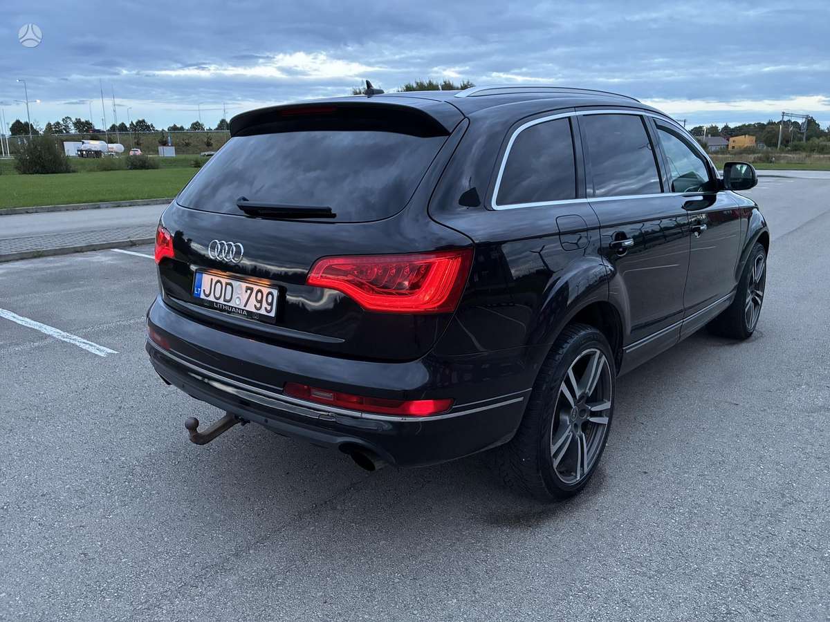 Audi Q7 - 5