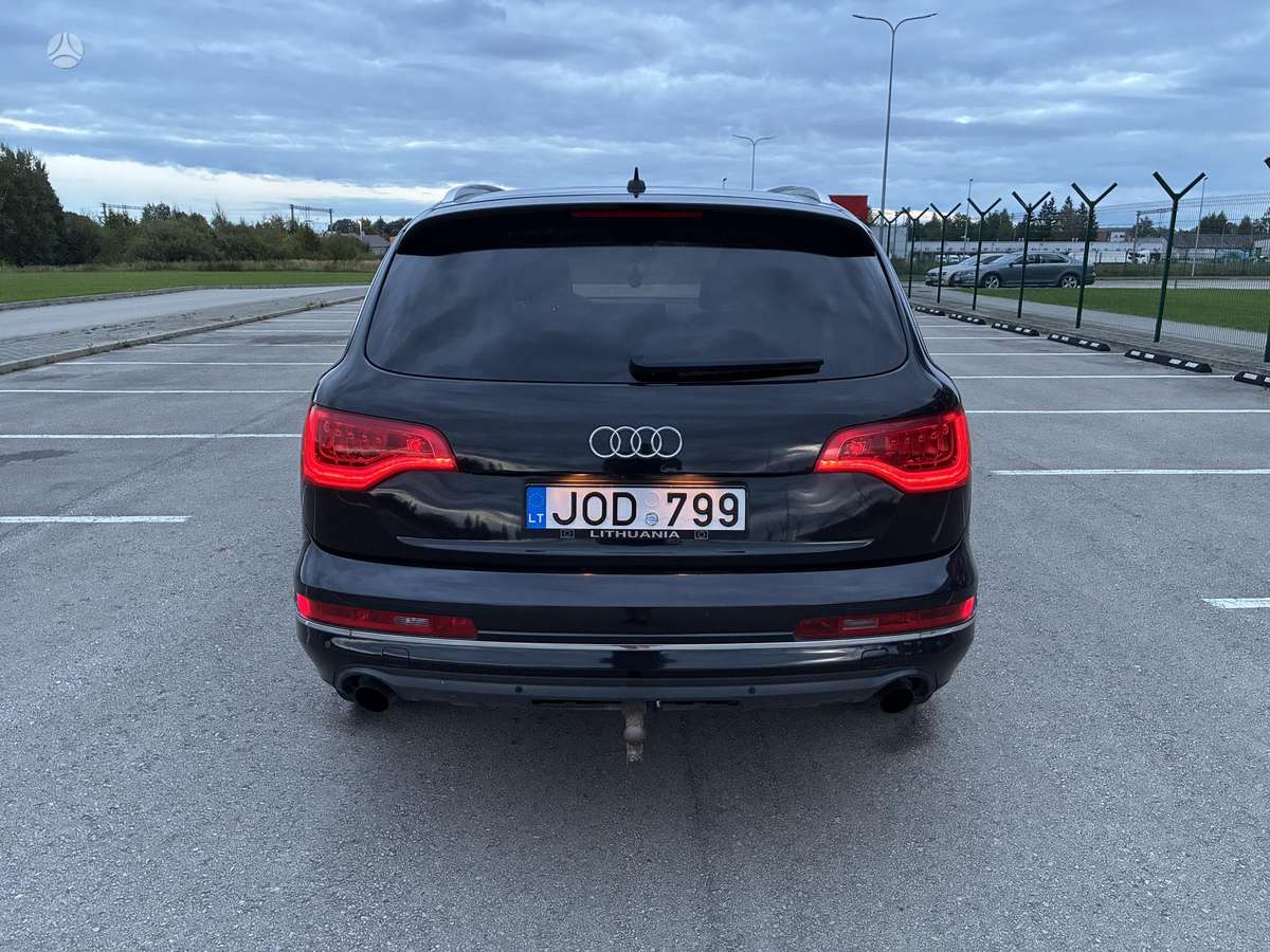 Audi Q7 - 6