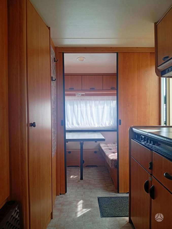 Hobby De Luxe 460, caravans