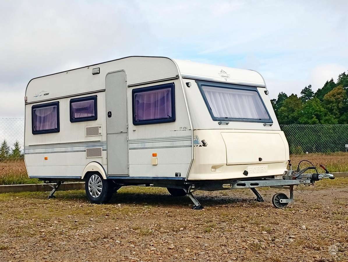 Hobby De Luxe 460, caravans