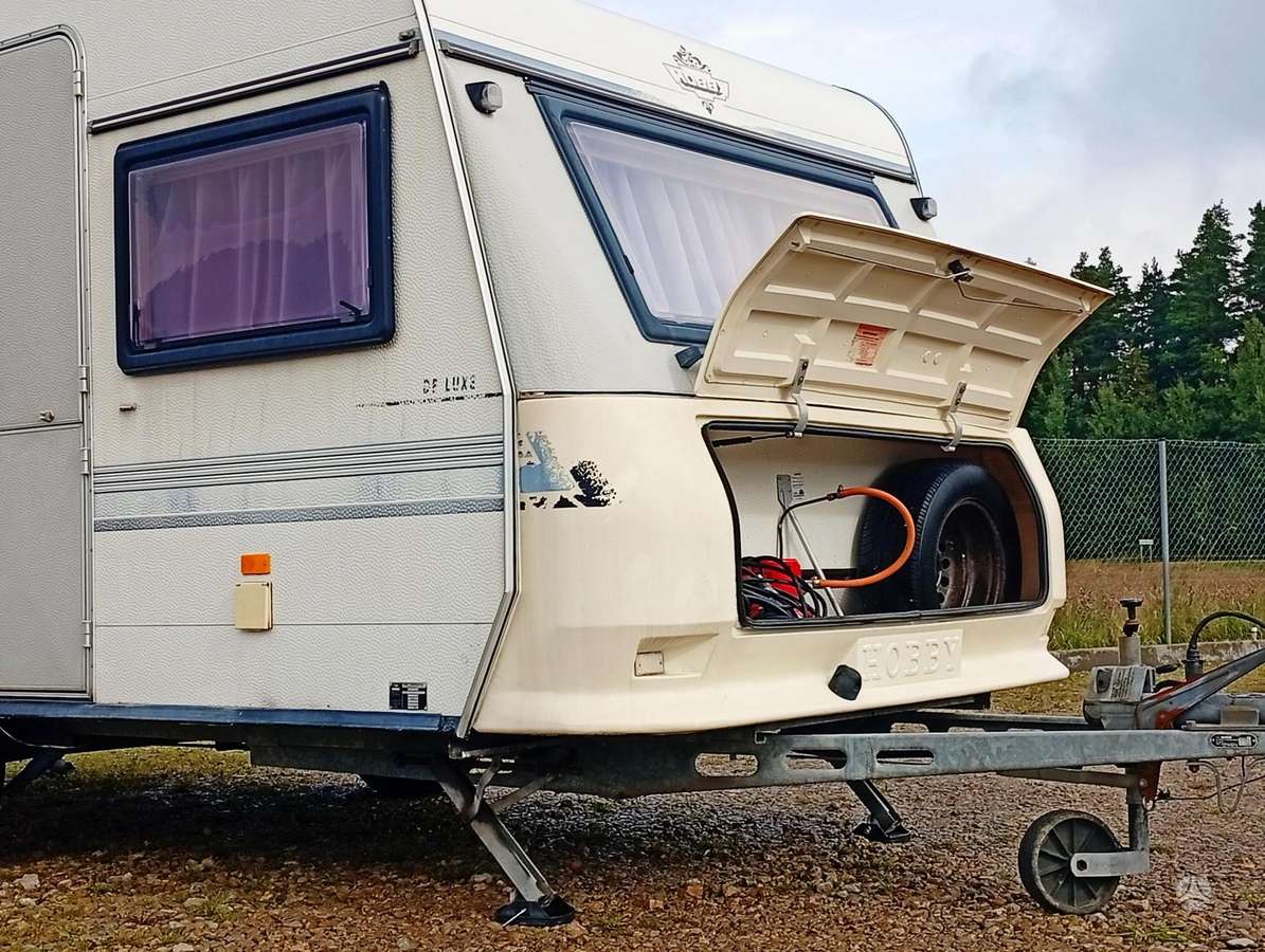 Hobby De Luxe 460, caravans