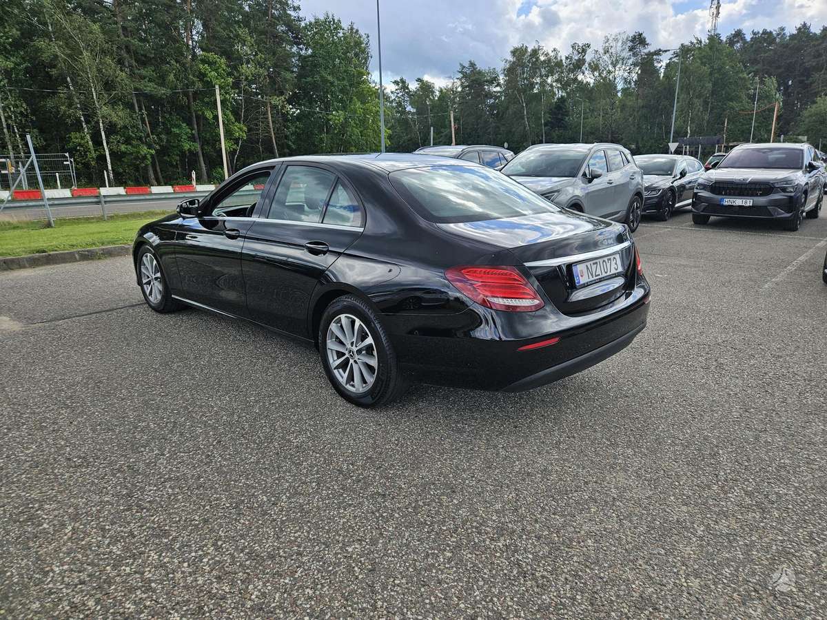 Mercedes-Benz E250 - 3